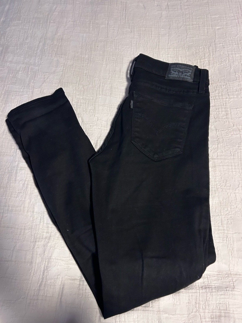 Levi's Women's Black Skinny Jeans - Classic Slim Fit